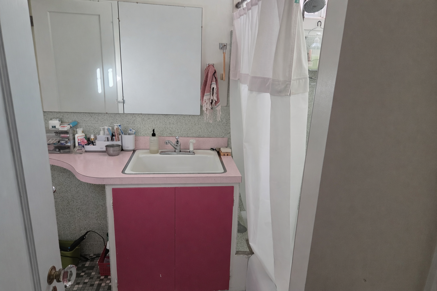 Original lavatory and tub area before bathroom renovation in Richmond District San Francisco
